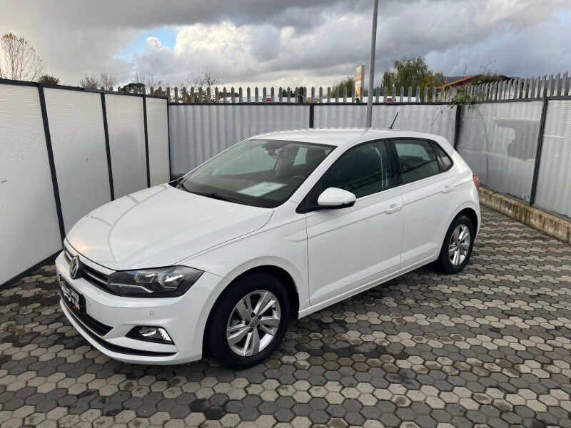 VOLKSWAGEN Polo 6ª serie